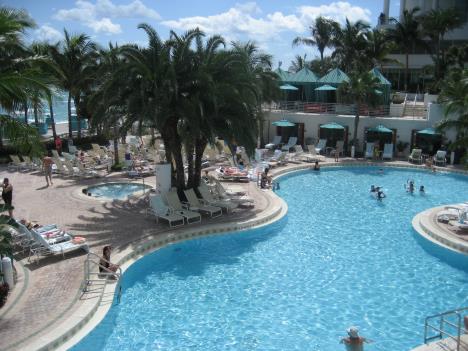 Florida370.jpg   36kb   26.03.2021 22:36:21