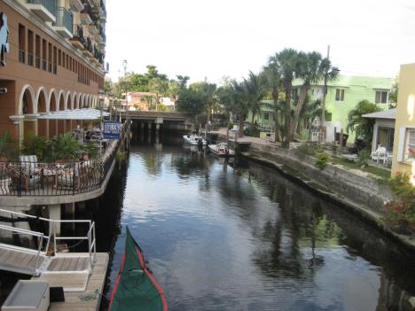 Florida401.jpg   29kb   26.03.2021 22:36:24